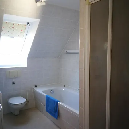 아파트 Gaestewohnung Wansdorf 숀발데